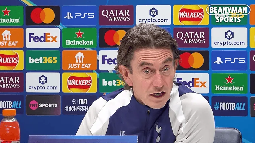 性感荷官 在线发牌 - 视讯互动更有趣